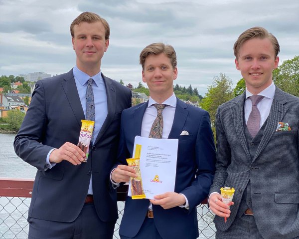 Eivind Andre Tønnessen Totland, Erlend Martinius Uv og Ole Brettingen